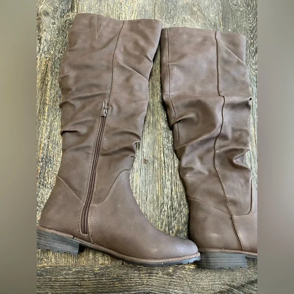 New Call it Spring Boots 👢 - Picture 7 of 13